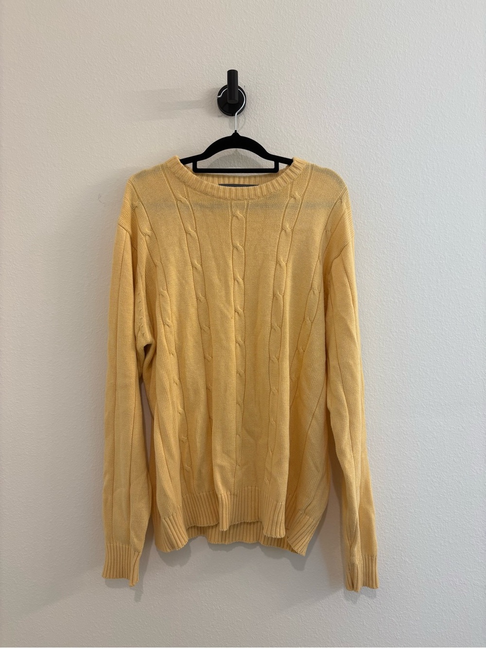 Oscar de la Renta Men’s Cable Knit Crewneck Sweater - Pale Yellow